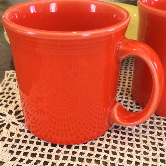 2 Fiesta Dinnerware Poppy Java Mugs Lead-Free Coffee Tea Chocolate Mugs 12 oz - Picture 6 of 8